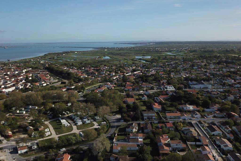 Les Amareyeurs - Ile D'Oleron - Maison Classee 3 Etoiles Avec Piscine - Clim - Velos Le Château-dʼOléron Eksteriør bilde