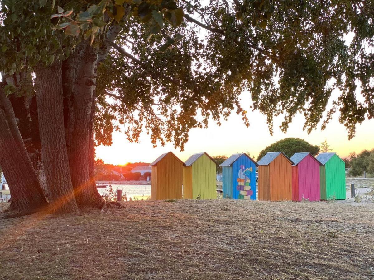 Les Amareyeurs - Ile D'Oleron - Maison Classee 3 Etoiles Avec Piscine - Clim - Velos Le Château-dʼOléron Eksteriør bilde
